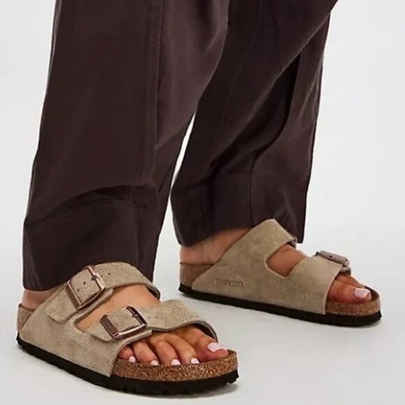 BIRKENSTOCK Women’s Size 39 / 8-8.5 Arizona Taupe Suede 2 Strap Cork Sandals - Picture 1 of 15
